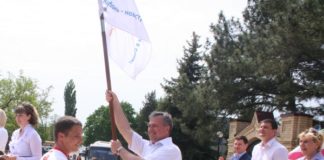 В Щербиновский район прибыл флаг олимпийской эстафеты