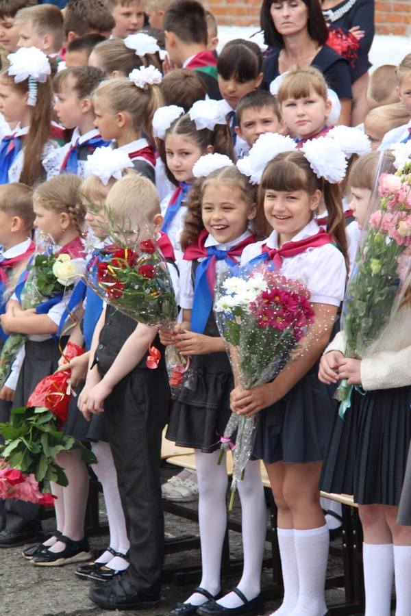 10 дней в школу. Новощербиновская СОШ 9. Школа 5 Старощербиновская. Новощербиновская станица школа.